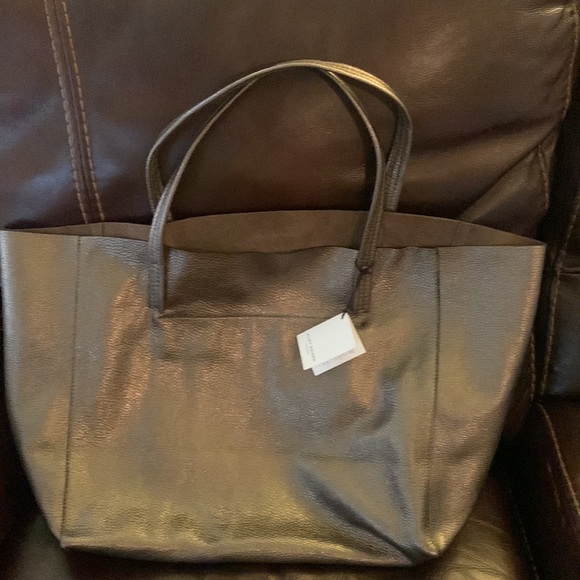 Kurt Geiger London Violet Leather Tote
KURT GEIGER LONDON - Picture 6 of 14